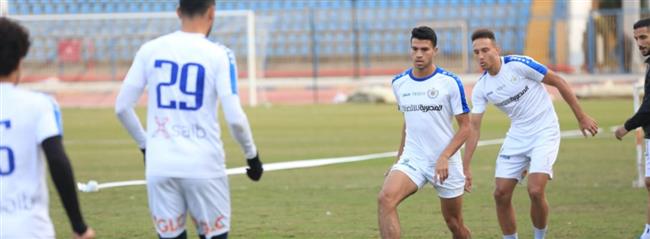 الإسماعيلى يواصل تدريباته استعدادًا لسموحة بالدورى