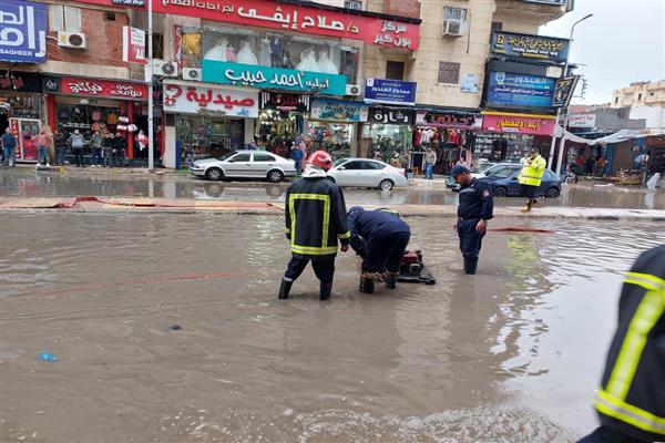 محافظ كفرالشيخ يوجه بإزالة آثار الأمطار أولا بأول