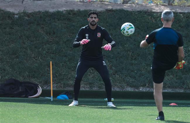 السوبر الإفريقي.. مران قوي لحراس مرمى الأهلي في الدوحة