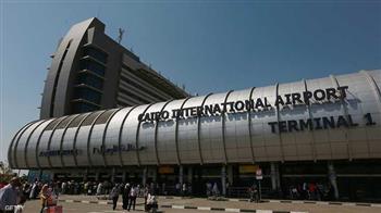   تكثيف عمليات التعقيم بمطار القاهرة 