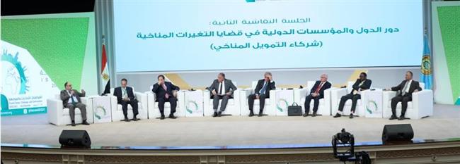فاروق الباز: الأزهر جامعة عريقة ومؤتمرها للمناخ سيقدم مخرجات مهمة تستحق الدراسة