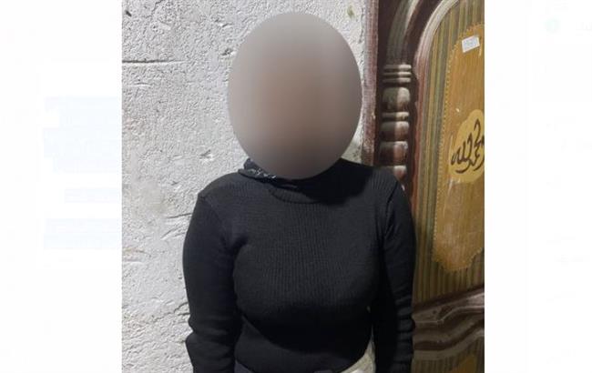 أعطتها منوما.. الخادمة سرقت مجوهرات عجوز أبو النمرس