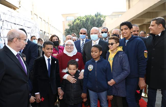 محافظ القاهرة يفتتح ملعب كرة الجرس بالمركز النموذجى لرعاية المكفوفين بقصر النور