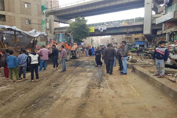 بالبلدوزر .. الجيزة تضرب أسواق صفط اللبن وترعه عبدالعال ١ ببولاق