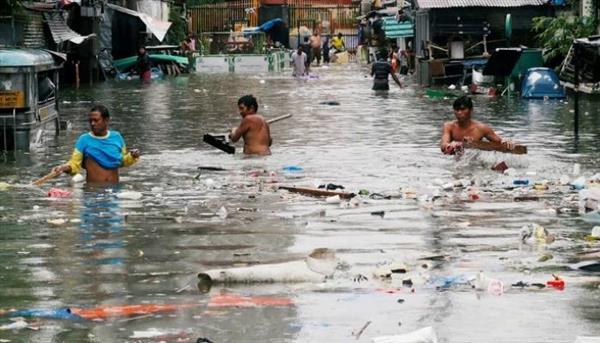 فيتنام تفقد 18 شخص بسبب الفيضانات