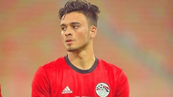 طبيب الأهلي: صلاح محسن يجري أشعة ويواصل برنامجه العلاجي بالقاهرة