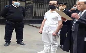 من الأضواء إلى الجنايات.. الحكم على «شادي خلف» لاتهامه بهتك عرض 7 فتيات