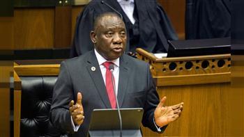رئيس جنوب إفريقيا يعود لعمله بعد تعافيه من كورونا