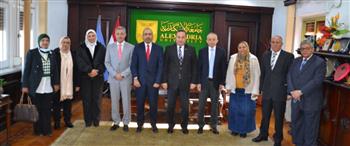   رئيس جامعة الإسكندرية يستقبل فريق الهيئة القومية لضمان جودة التعليم والإعتماد