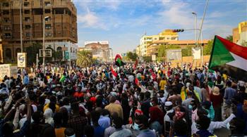   في ذكرى سقوط عمر البشير| مقتل شاب وإصابة 125 في مظاهرات السودان 