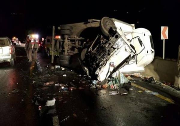دماء على الطريق.. مصرع وإصابة 10 أشخاص فى حادث سير بسوهاج 