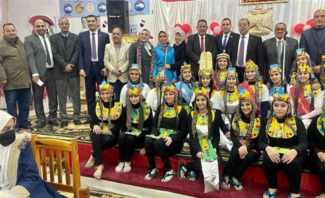بالأسماء .. أوائل الطلبة للمرحلتين الثانوية والإعدادية في إدارة المنتزة بالإسكندرية 