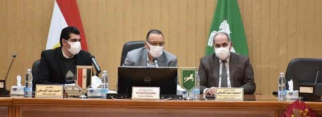 محافظ الشرقية يعقد إجتماعاً لمتابعة مشروعات «حياة كريمة»  