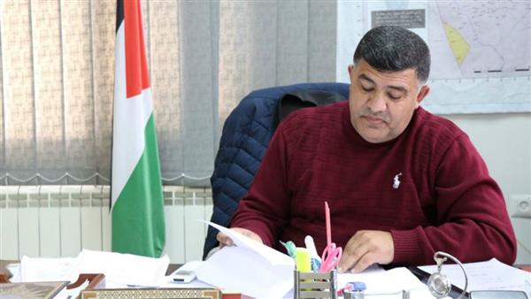 مسؤول فلسطينى يحذر من تحويل بؤرة استيطانية مخلاة إلى معسكر للجيش الإسرائيلى