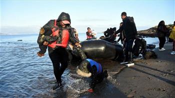   مصرع مهاجر وفقدان العشرات عقب غرق قارب قبالة السواحل اليونانية