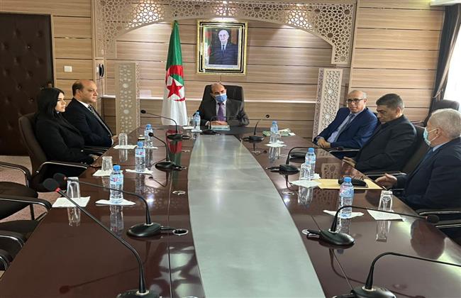 رئيس الاتحاد الإفريقي للجمباز يبحث مع ممثلي وزارة الرياضة الجزائرية سبل التعاون
