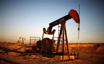   أسعار النفط تسجل استقرارا وسط المخاوف من فيروس كورونا
