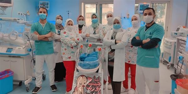 السبكي: الطفلة "مريم" خضعت لأطول فترة داخل الحضّانة  تحت مظلة التأمين الصحي الشامل