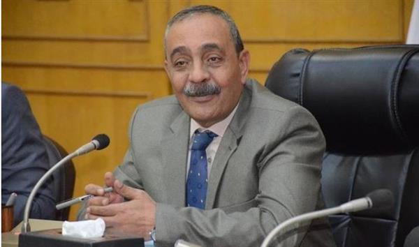 محافظ الإسماعيلية يعتمد جداول امتحانات الفصل الدراسي الأول