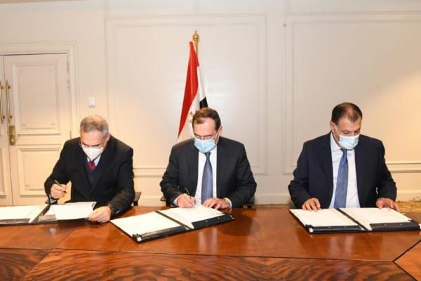  إينى الإيطالية تستثمر مليار دولار فى قطاع البترول المصرى