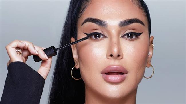 أبرز  حيل  المكياج   لعام  ٢٠٢١ 