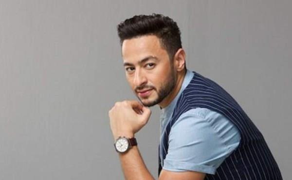 الفنان حمادة هلال يستعد لإحياء حفلات السنة الجديدة