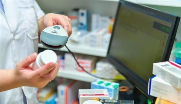 الحكومة تعلن انخفاض أسعار الأدوية في الجزائر