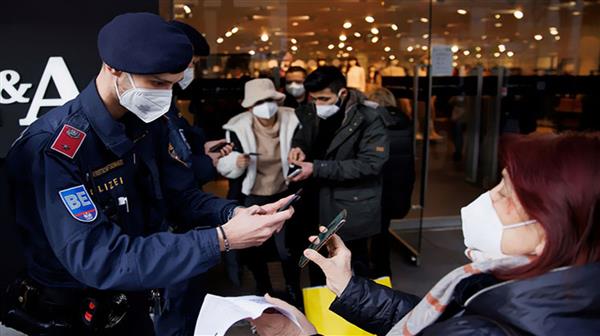 تطبيق قيود مشددة لمكافحة كورونا فى النمسا