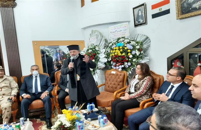 محافظ دمياط تهنئ الأقباط بعيد الميلاد المجيد