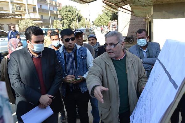 نائب المحافظ وأعضاء النواب يتفقدون قرية أبو عارف لمتابعة أعمال التطوير
