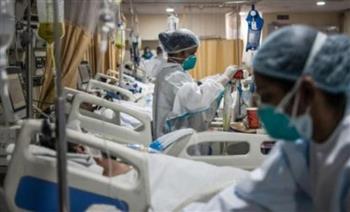   صحيفة عمانية: متحورات «كورونا» تضعنا في مواجهة جديدة مع الوباء