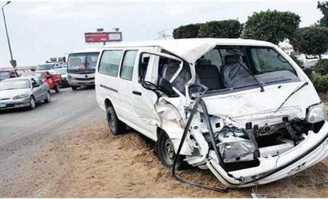 بالأسماء.. إصابة 10 أطفال انقلب بهم ميكروباص في حادث مروع ببنى سويف