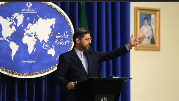 بعد وفاة حسن إيرلو.. إيران تعتزم تعيين سفير جديد لدى الحوثيين