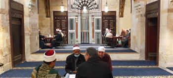 الجامع الأزهر يعقد مقابلات مع المتقدمين للعمل محفظين للقرآن