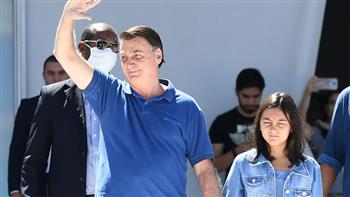   رئيس البرازيل لا يعتزم تطعيم ابنته ضد فيروس كورونا