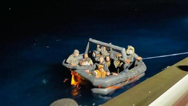 خفر السواحل التركي ينقذ 66 مهاجرا