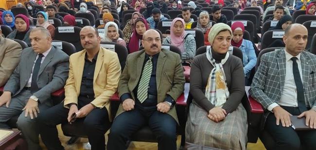  «معالجة اللغة العربية باستخدام تقنيات الذكاء الاصطناعى» ندوة فى جامعة الفيوم