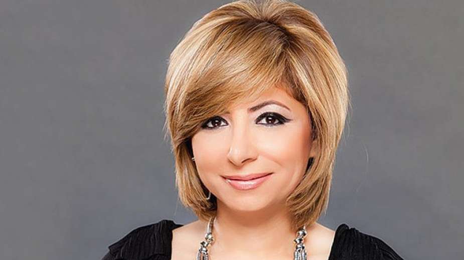 لميس الحديدي تسأل إلهام شاهين ليه كل ماتقولي حاجة يحصل جدل؟