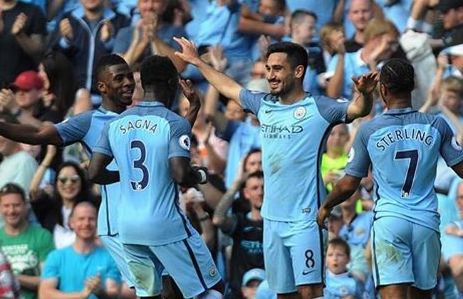 مانشستر سيتي يلتقي برينتفورد الليلة للحفاظ على صدارة الدوري واستغلال تعثر ليفربول