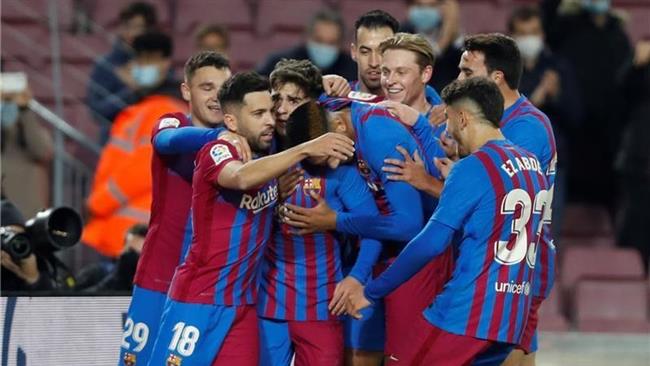 رسميا.. برشلونة يتعاقد مع مهاجم جديد 