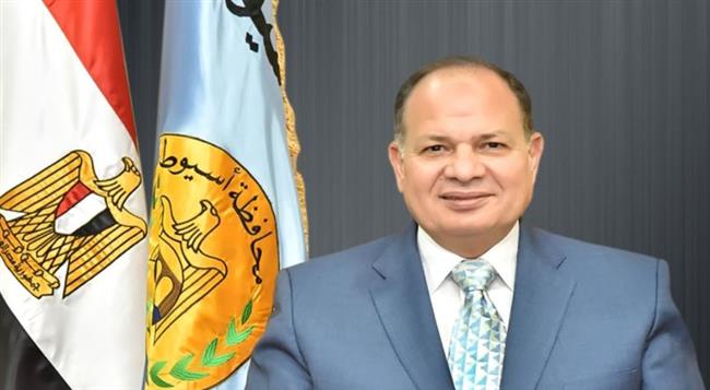 محافظ أسيوط يهنئ الرئيس السيسي بالعام الميلادي الجديد  