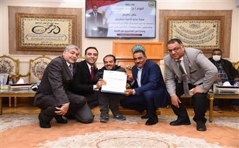 محافظ مطروح: كل الدعم للقضاء على الأمية بالمحافظة