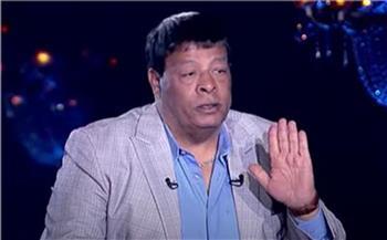 عبدالباسط حمودة: "مش بساعد مراتي في شغل البيت.. أنا بعرف أعمل كوباية شاي؟!"