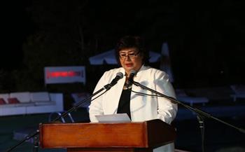   ​وزيرة الثقافة تشيد بمستوى الأعمال المقدمة لسمبوزيوم أسوان الدولي للنحت