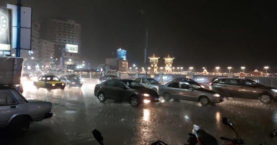 «الصرف الصحى» بالأسكندرية تتابع مع الأرصاد حالة الطقس