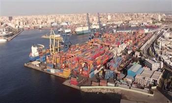   استمرار حركة الملاحة بمينائى الإسكندرية والدخيلة 