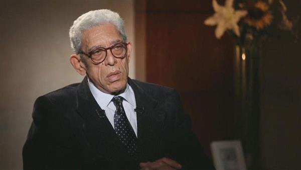 داوود عبدالسيد يكشف سر انسحاب أحمد زكي من «الصعاليك»