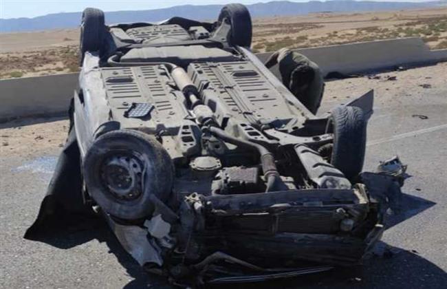 مصرع شخص وإصابة آخر في حادث انقلاب سيارة بالسلوم