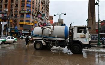   استمرار أعمال رفع مياه الأمطار لتيسير حركة المشاة والسيارات بشوارع الفيوم