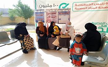 الكشف على ١١١٠ حالات خلال قافلة طبية مجانية بفرشوط شمال قنا
